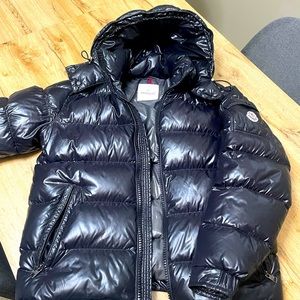MENS MONCLER JACKET - WORN A FEW TIMES WINTER OF 22 - IN GREAT SHAPE - NO FLAWS!